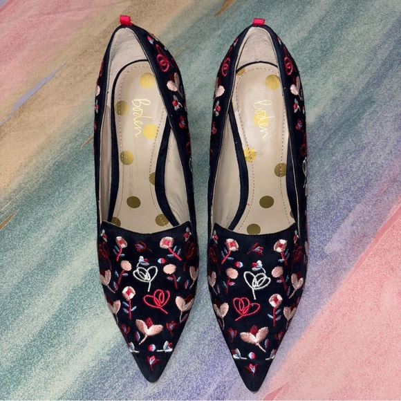 Boden Navy Floral Embroidered Heels Size 40 EU - Picture 4 of 7